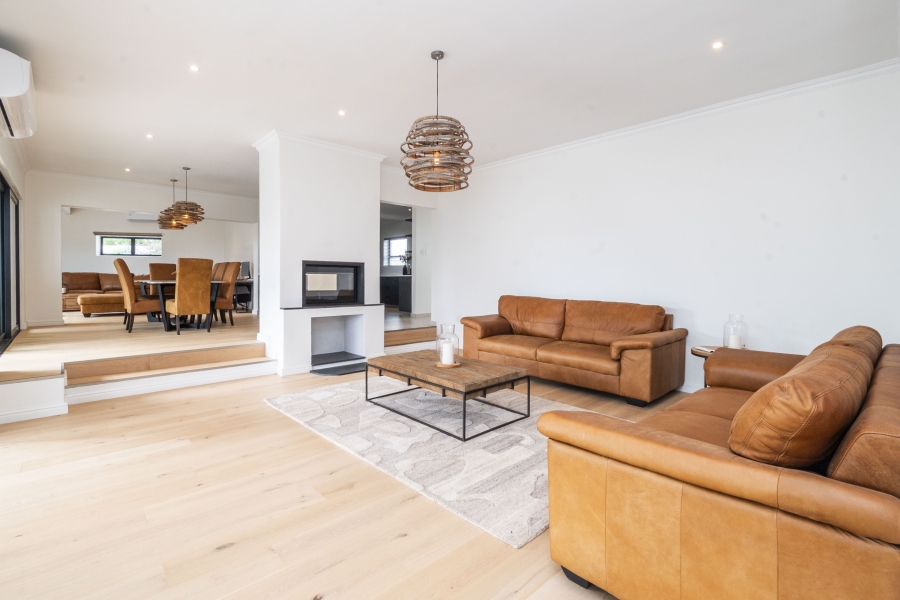 4 Bedroom Property for Sale in Camps Bay Western Cape